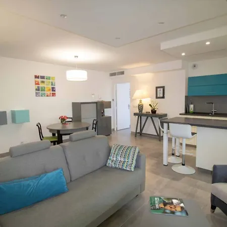 Beautiful 78m With 2 Balconies In Raphael Apartamento